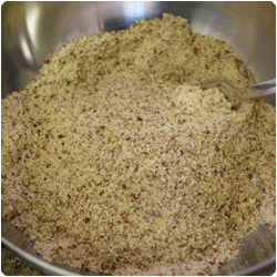 Hazelnut and chocolate cake - International Cooking Blog