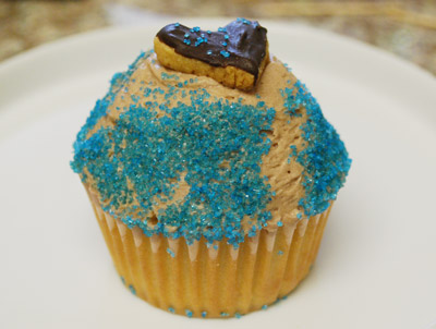 Vanilla Cupcakes with Chocolate Frosting - International Cooking blog