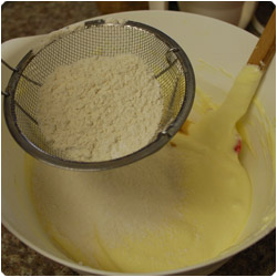 Sponge Cake - International Cooking Blog