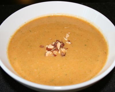Curried Zucchini and Red Pepper Soup - International Cooking Blog