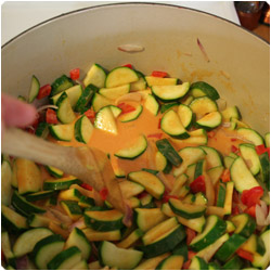 Curried Zucchini and Red Pepper Soup - International Cooking Blog
