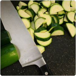 Curried Zucchini and Red Pepper Soup - International Cooking Blog
