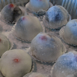 Strawberry Mochi - International Cooking Blog