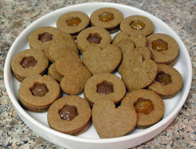 Spicy Dough Biscuit with Orange Jam and Nutella filling