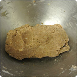 Spicy Dough Biscuit with Orange Jam and Nutella filling