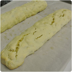 Cantucci alle mandorle - Almond Biscotti