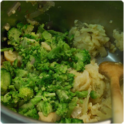 Cauliflower and broccoli soup - International Cooking Blog