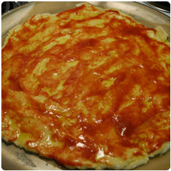 Pizza Fresh Tomato and Fresh Cheese - International Cooking Blog