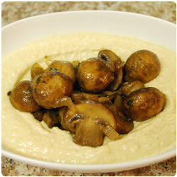 Hummus with Mushrooms - International Cooking Blog