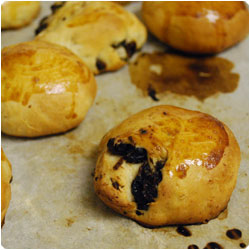 Mini Sweet Milk Breads - International Cooking Blog