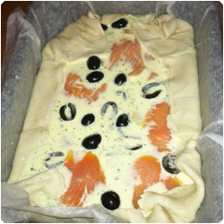 Quiche with Salmon, Artichokes and Black Olives - International Cooking Blog