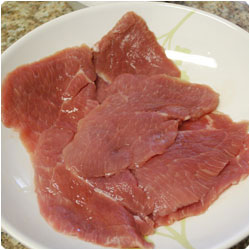 Scaloppini with Saffron and Mushroom - International Cooking Blog