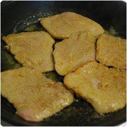 Scaloppini with Saffron and Mushroom - International Cooking Blog