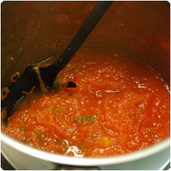 simple Tomato Sauce - international Cooking blog