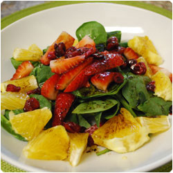 Strawberry spinach salad - International Cooking Blog