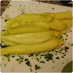 Tuna filled zucchini - International Cooking Blog